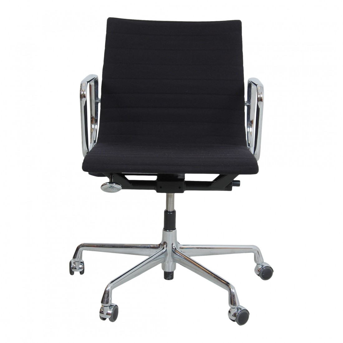 Buy used Eames Ea117 office chair CPHClassic